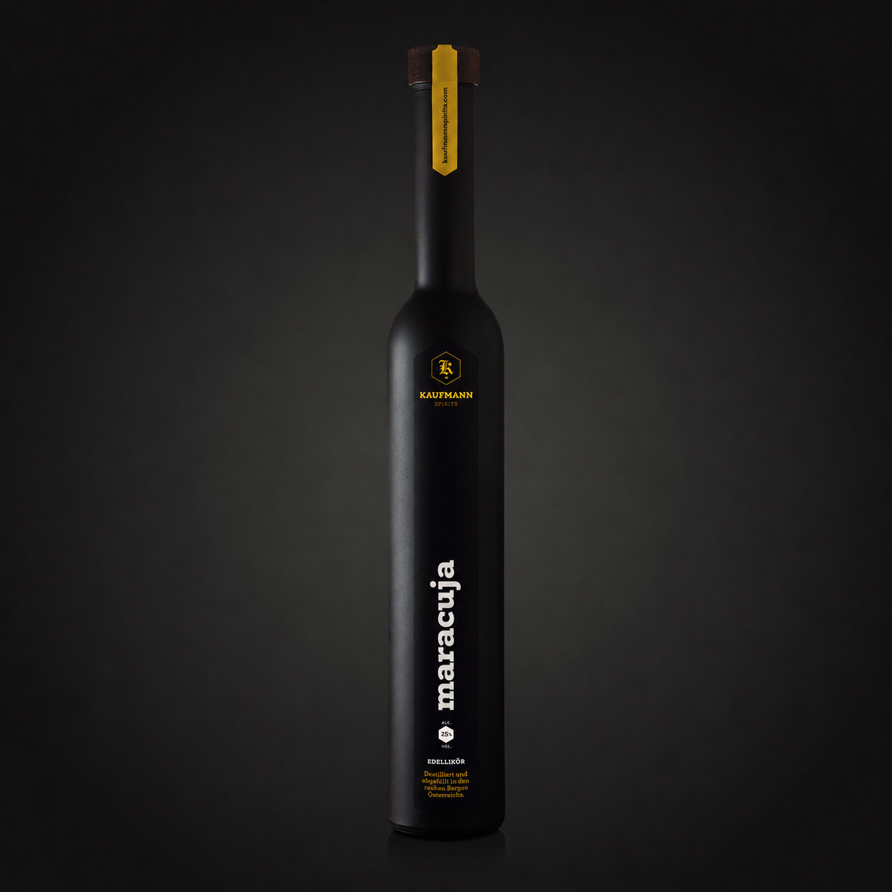 Maracuja Sour Sahnelikör von Kaufmann Spirits